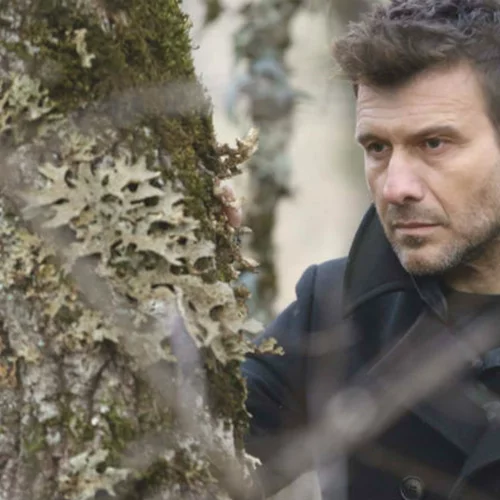 Ο Γιάννης Πλούταρχος επιστρέφει στις 24/3